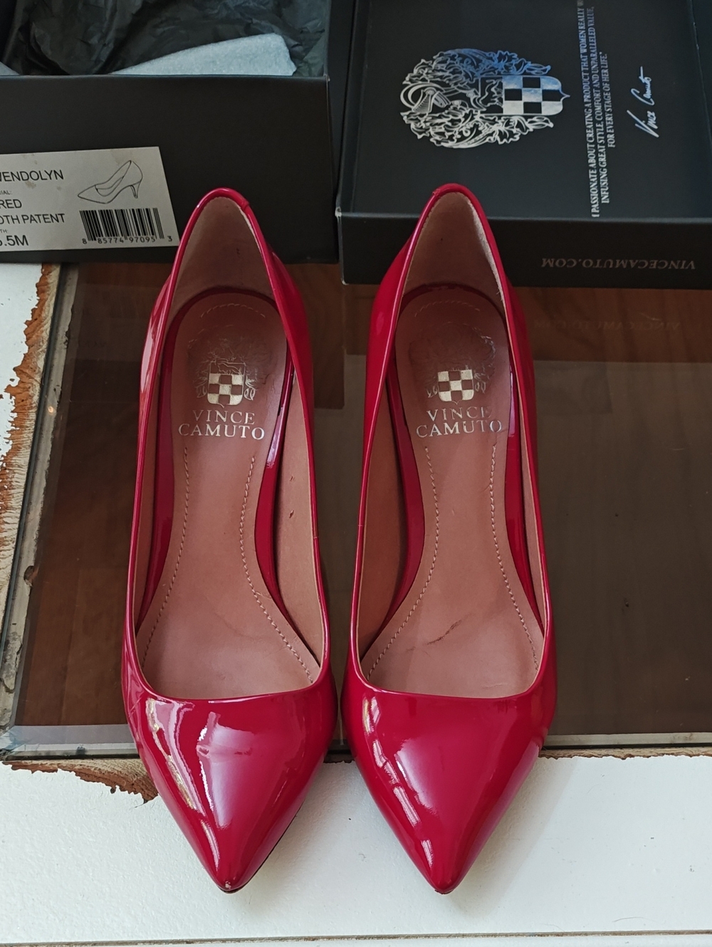Vince Camuto Wendolyn True Red Smooth Patent Women’s Pumps Heels 5.5M w/ box